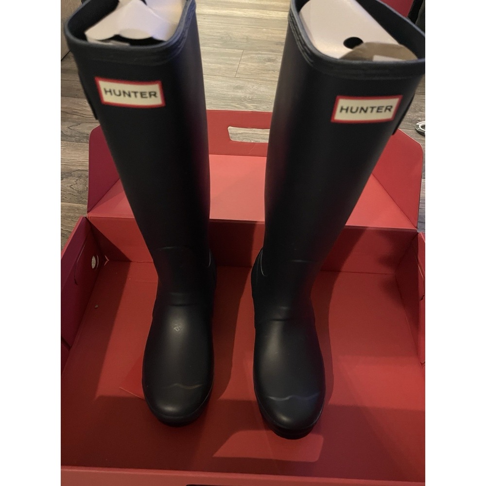 Hunter Original Tall Rain Boots for Women, Size US 7 - Navy Blue New In Box - Picture 2 of 9